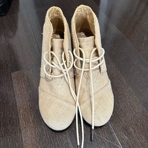 TOMS Wedge Lace Up Boots